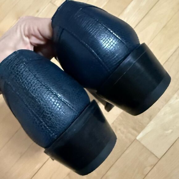 Mezcalero Mexico Made Embossed Leather Western Leather Booties in Blue 10EE - Picture 12 of 16